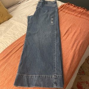 NWT Gap Wide-Leg Jeans
